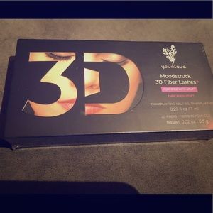 Never opened Younique Moodstruck 3D Fiber Lashes